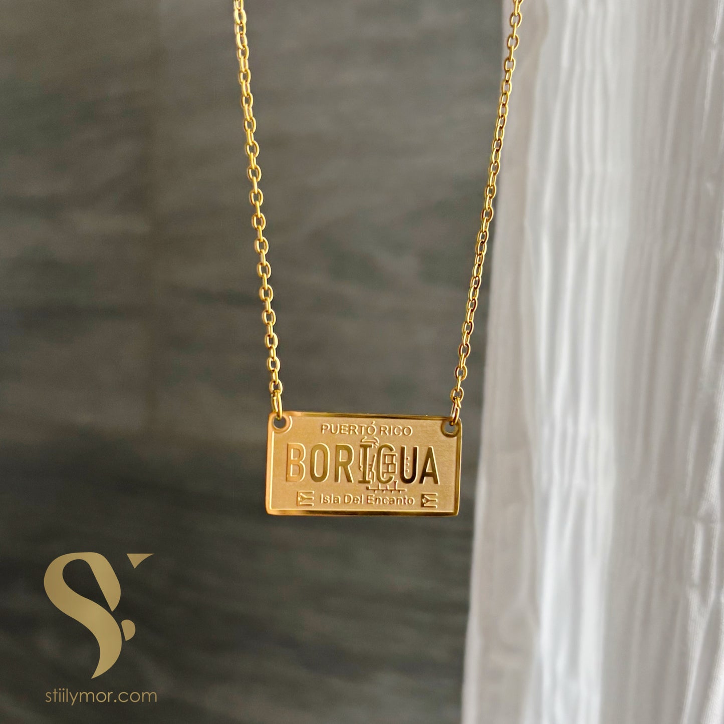 Collar tablilla boricua
