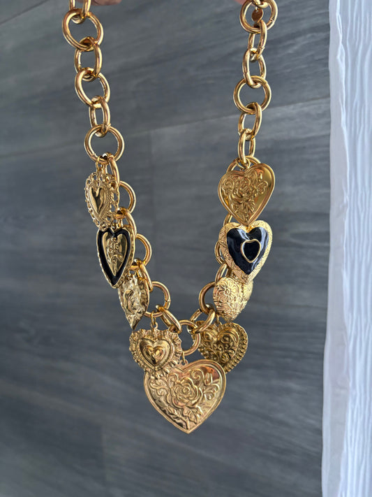 Collar corazón múltiple
