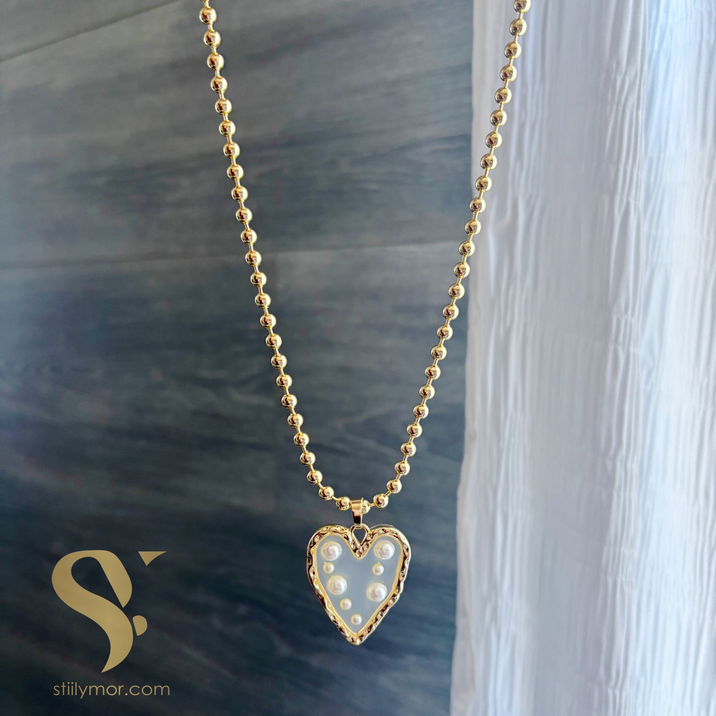 Collar ball chain pendant Corazon Perla