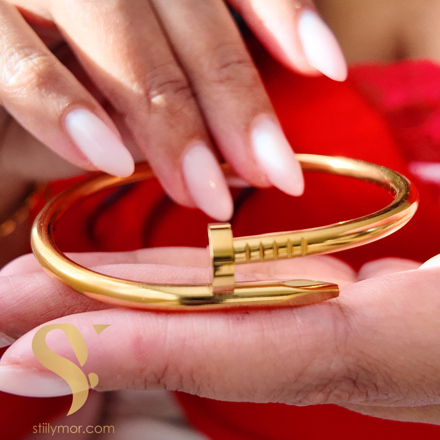 Pulseras estilo Bangle inspiradas